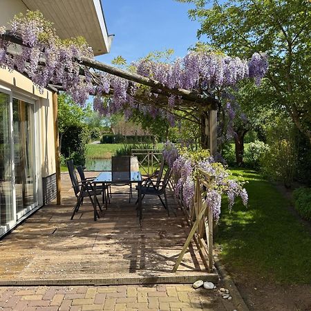 Spacious Comfort Villa Vera With Hottub Zeewolde Exteriör bild