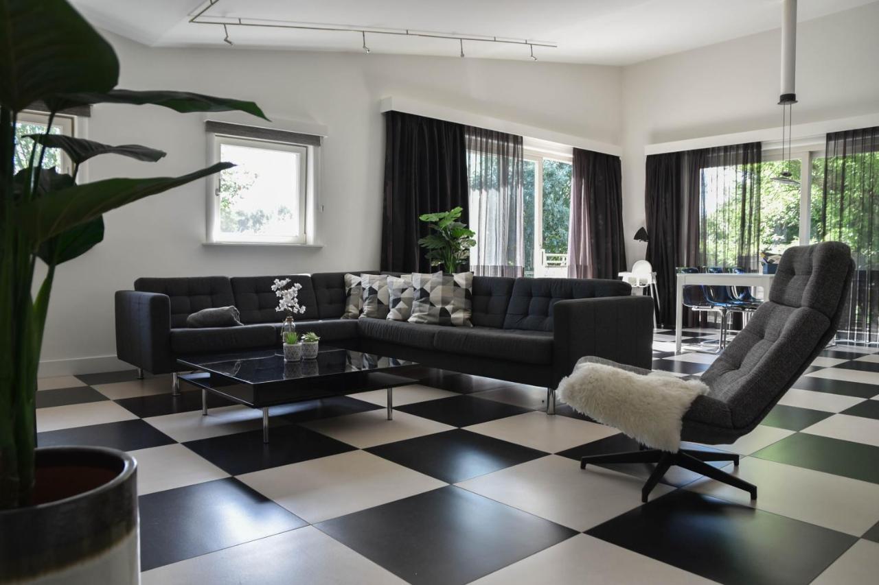 Spacious Comfort Villa Vera With Hottub Zeewolde Exteriör bild