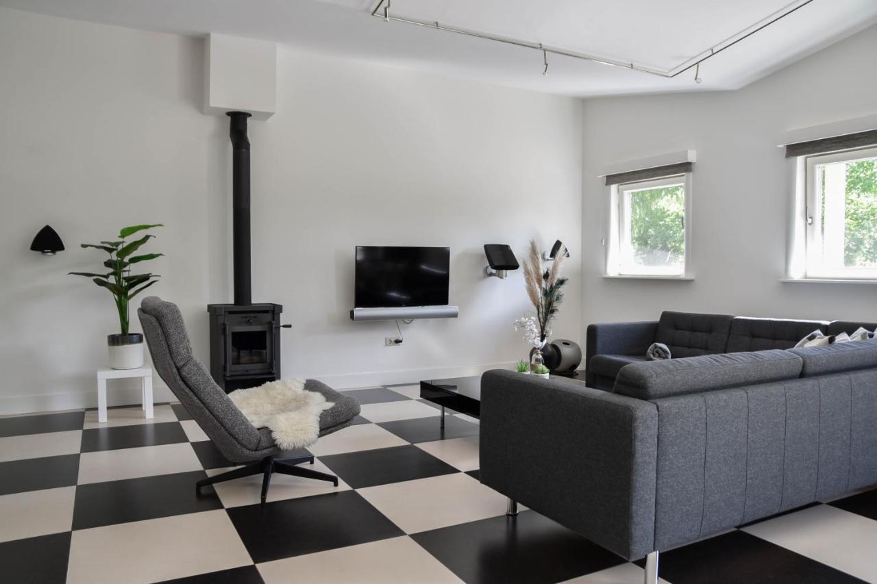 Spacious Comfort Villa Vera With Hottub Zeewolde Exteriör bild